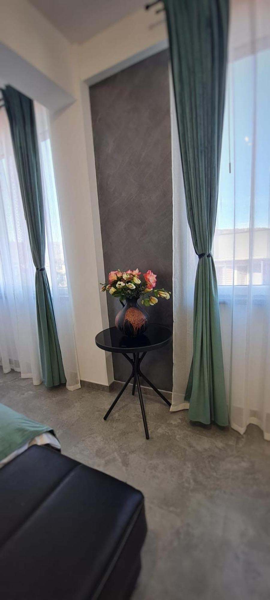 Urban Studio Heltau Cisnădie Kültér fotó